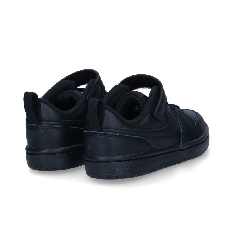 Nike Court Borough Baskets en Noir en cuir (302143)