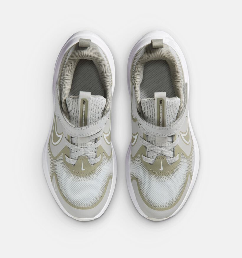 Nike Cosmic Runner Lichtgrijze Sneakers voor jongens (373436)
