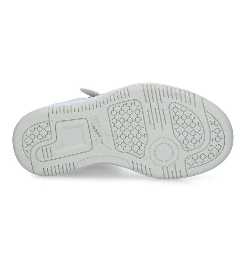 Puma Rebound v6 Baskets en Blanc pour filles (342850)