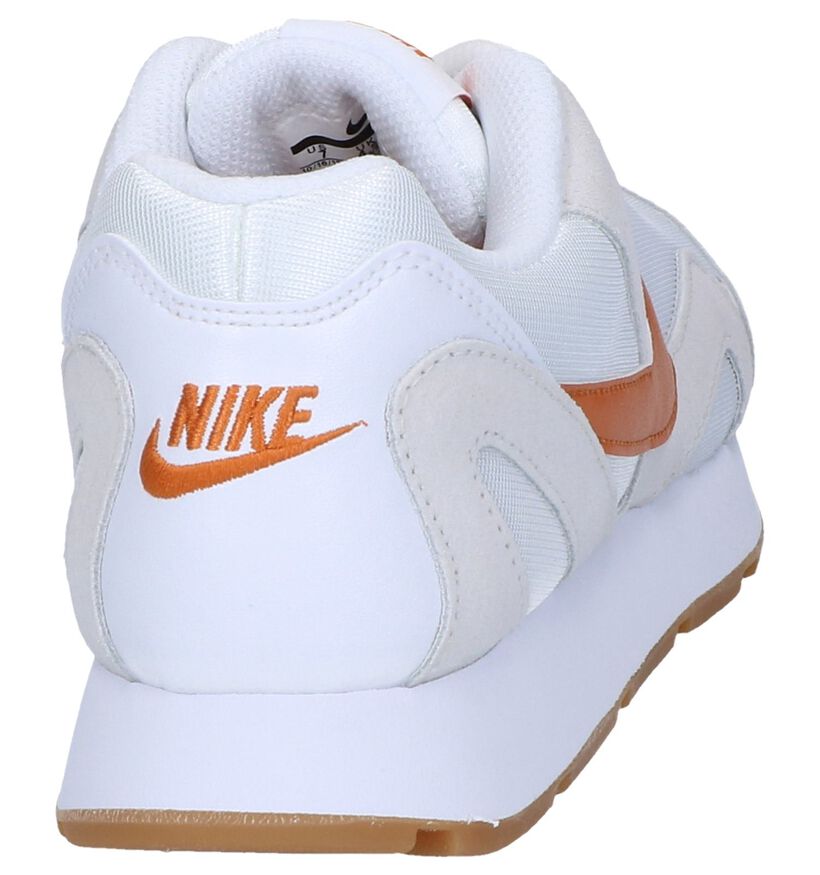 Witte Sneakers Nike Delfine in daim (249805)