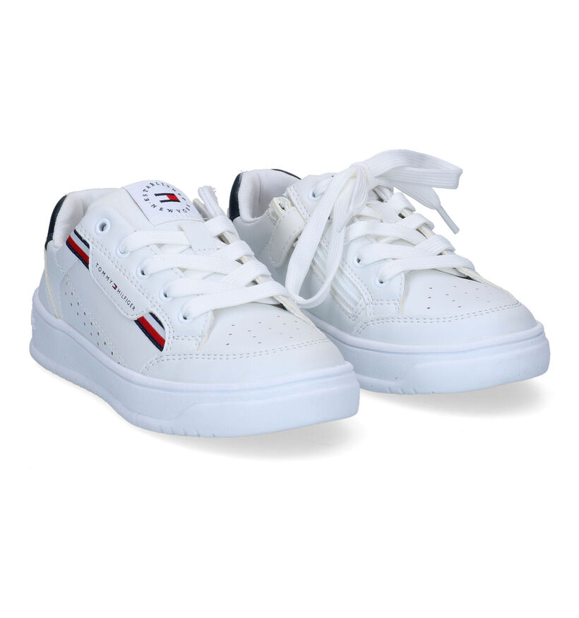 Tommy Hilfiger Chaussures à fermeture éclair/lacets en Blanc en simili cuir (303926)