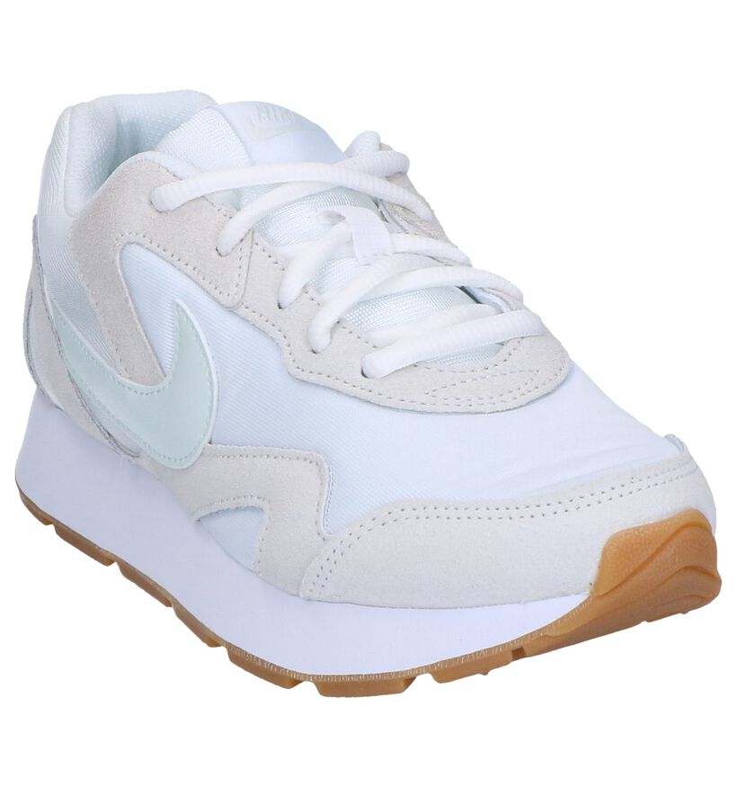 Nike Baskets sportives en Blanc en daim (249805)
