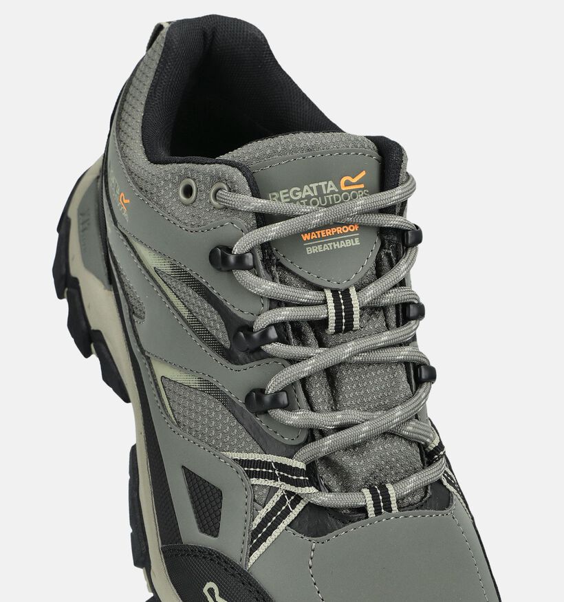Regatta Holcombe III Chaussures outdoor en Vert pour hommes (377536) - pour semelles orthop&eacute;diques