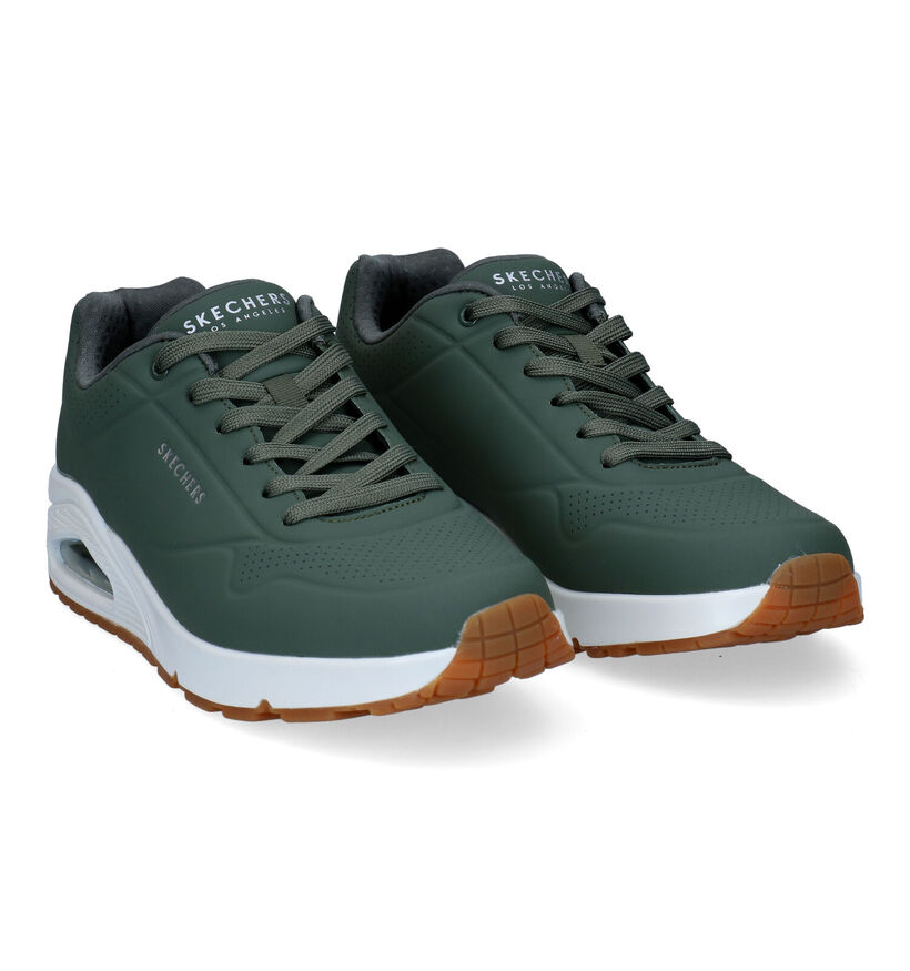 Skechers Uno Stand On Air Baskets en Noir pour hommes (359746)