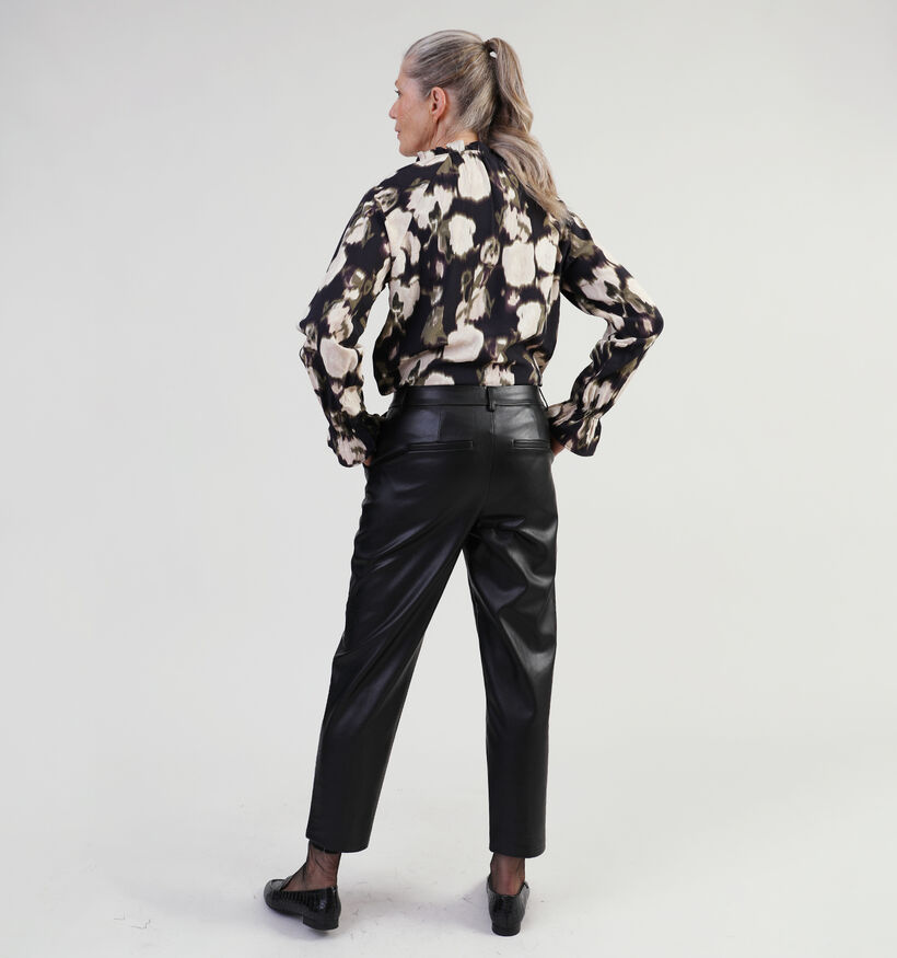 Vila Dagmar Pantalon chino aspect cuir en Noir pour femmes (328883)