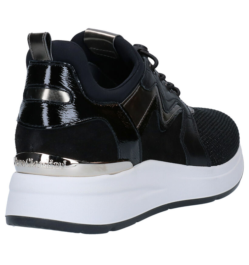 NeroGiardini Zwarte Slip-on Sneakers in daim (281739)