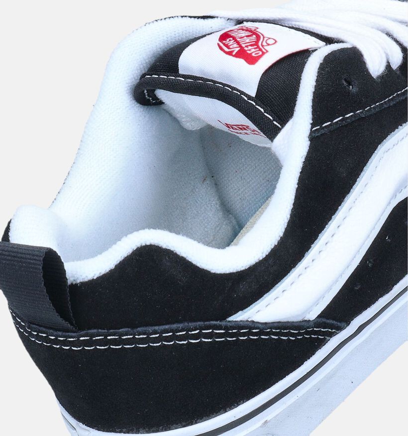 Vans KNU Skool Basket skate en Noir pour femmes (358650)