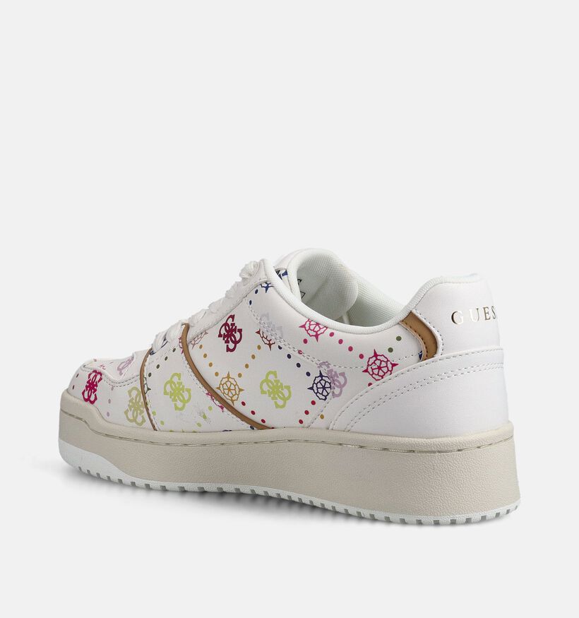 Guess Madley Baskets habill&eacute;es en Blanc pour femmes (369818) - pour semelles orthop&eacute;diques