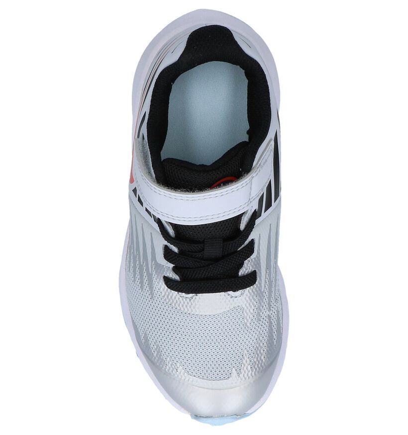Nike Star Runner Chaussures de sport en Blanc en simili cuir (238348)