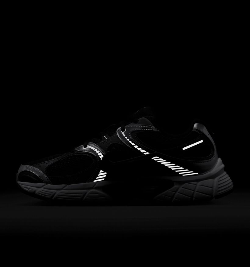 Nike V5 Zwarte Lage Sneakers voor heren (359844) - geschikt voor steunzolen