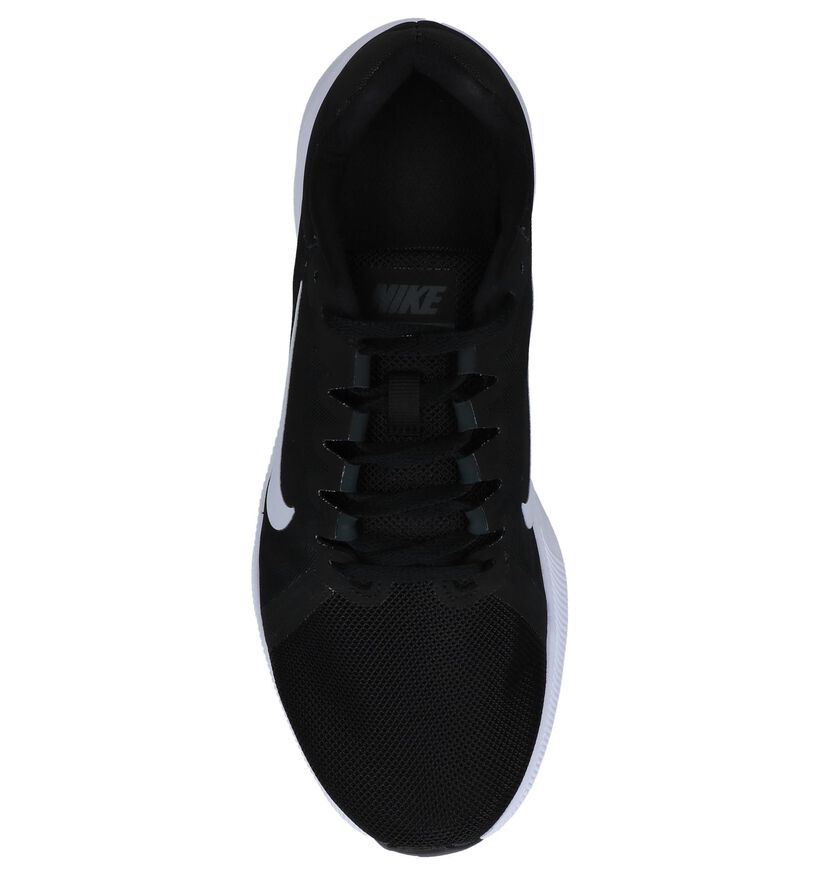 Nike Downshifter Lage Sneakers Zwart in stof (234102)