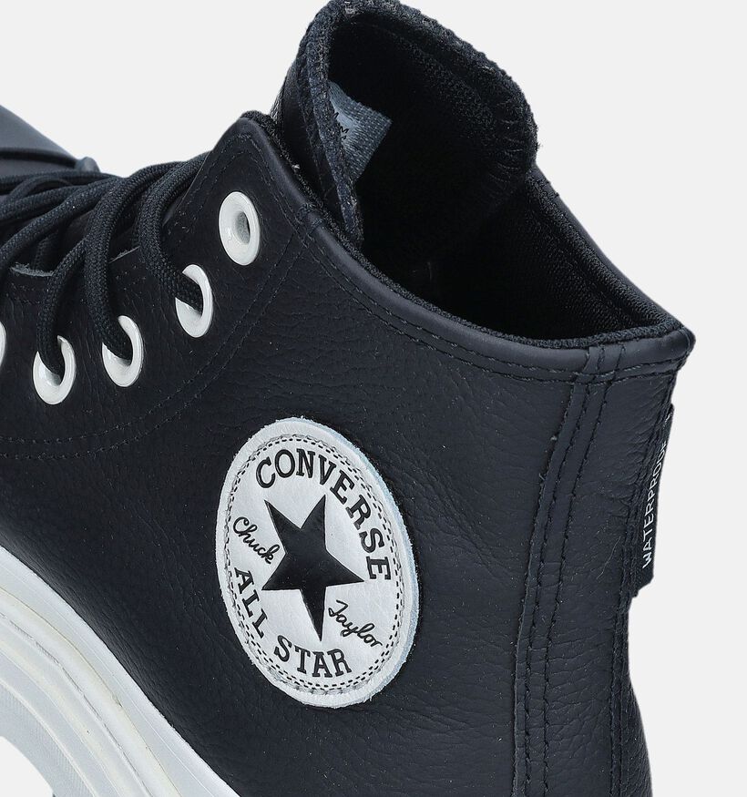 Converse CT All Star Lugged Heel Baskets en Noir pour femmes (348822)