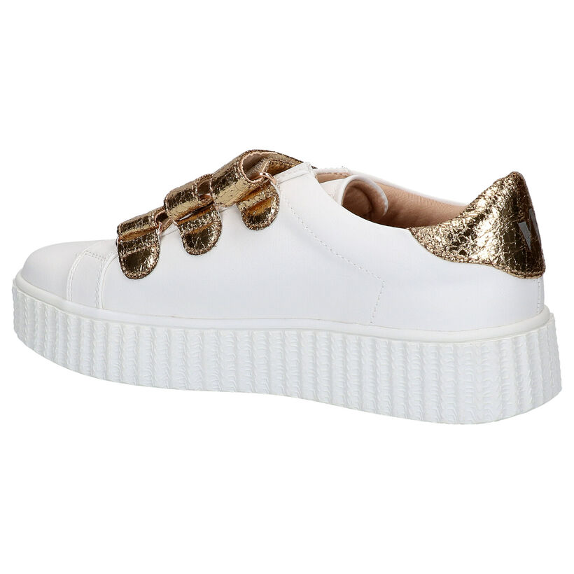 Vanessa Wu Baskets basses en Blanc en simili cuir (277326)