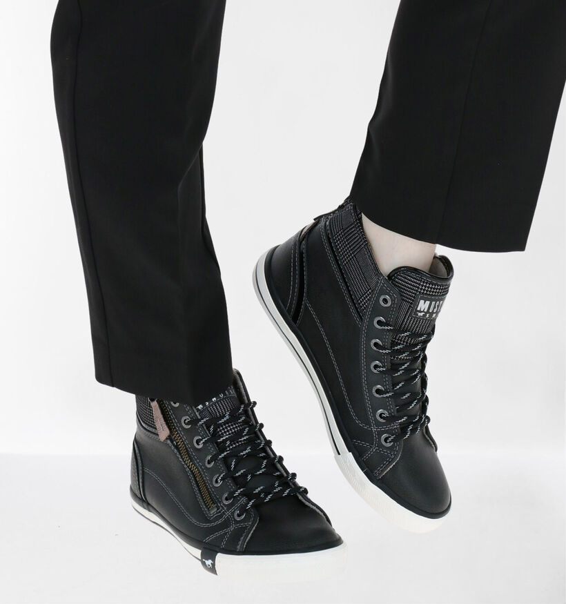 Mustang Grijze Hoge Sneakers voor dames (294326)
