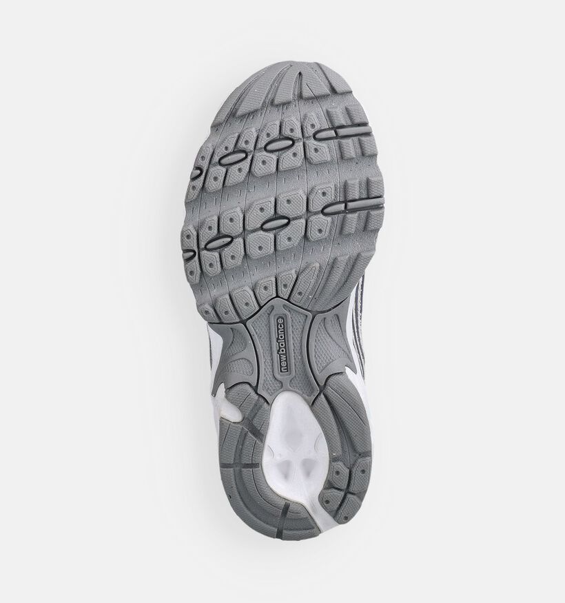 New Balance P530 Baskets basses en Gris pour gar&ccedil;ons (374097) - pour semelles orthop&eacute;diques