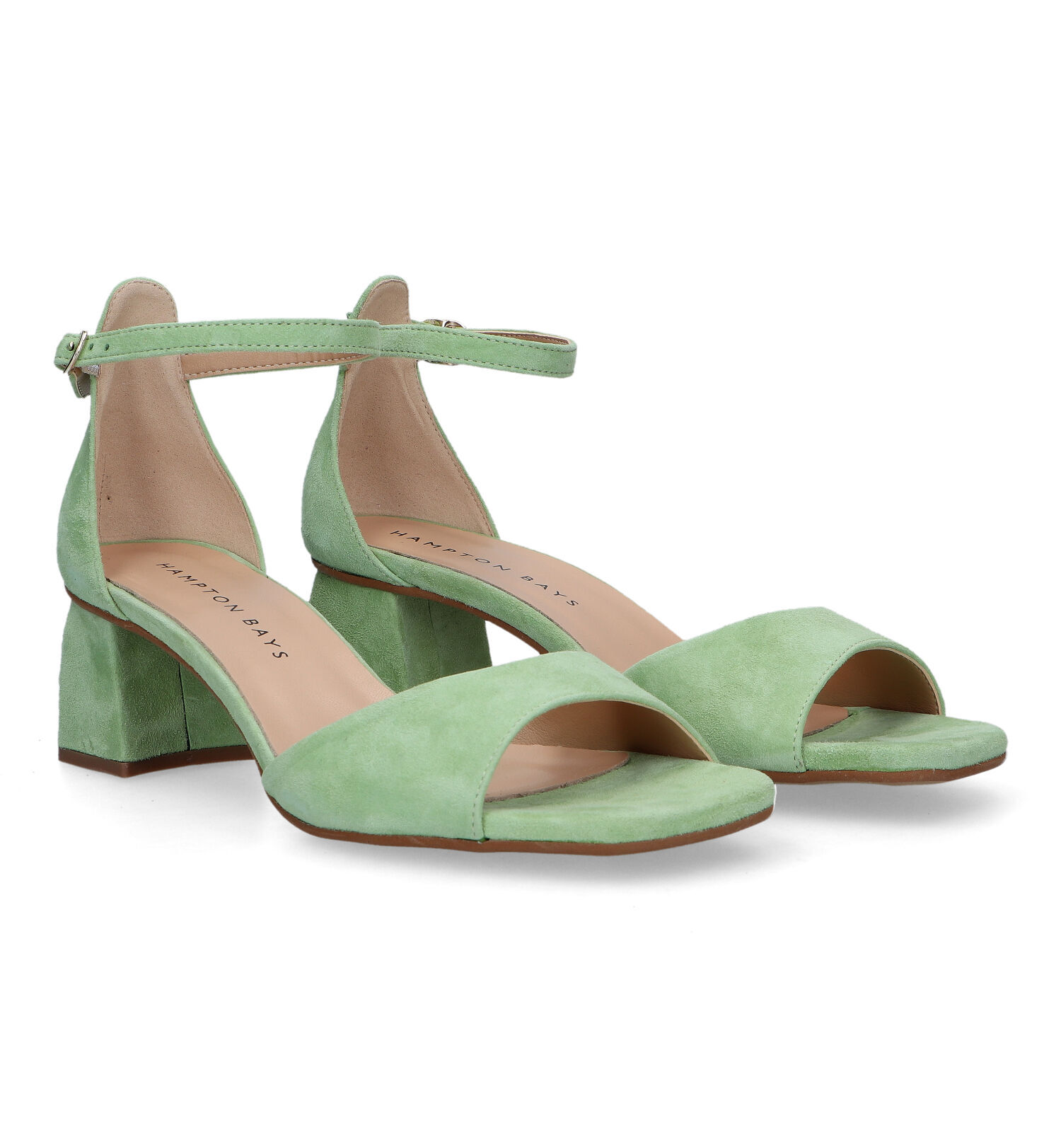Sandalen hampton bays 2025