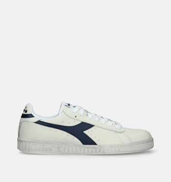 Baskets blanc