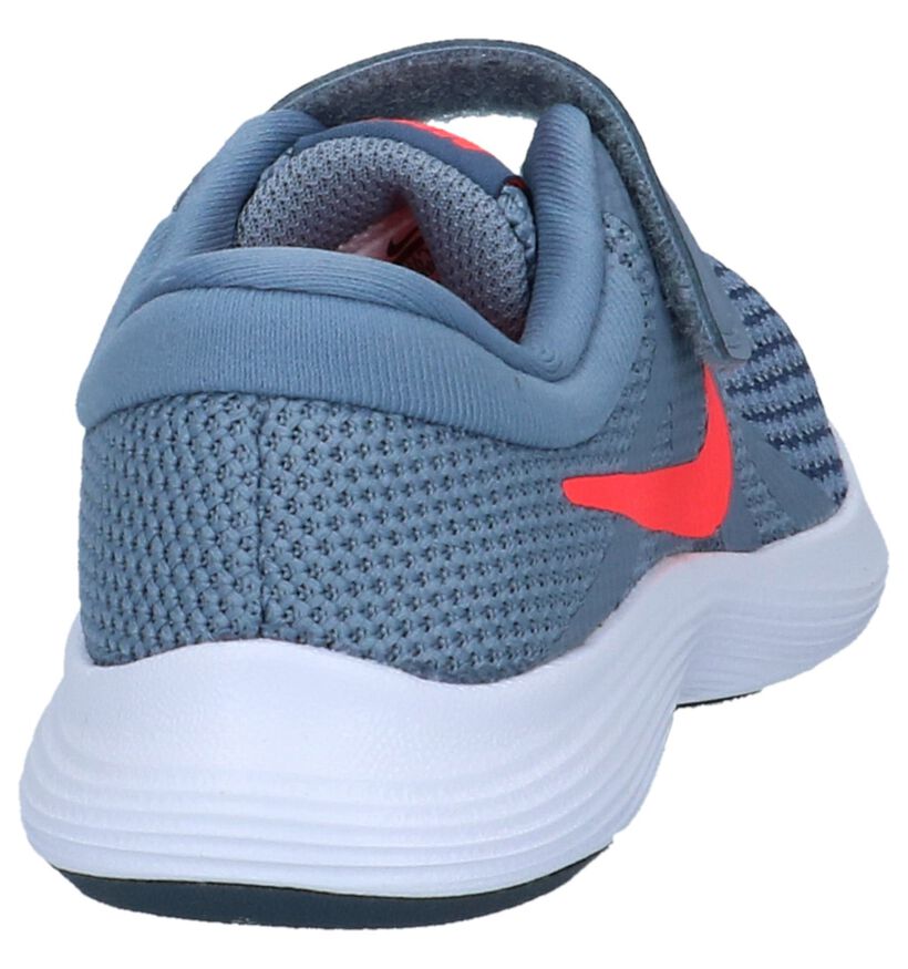 Nike Revolution Baskets basses en Gris clair en textile (222592)
