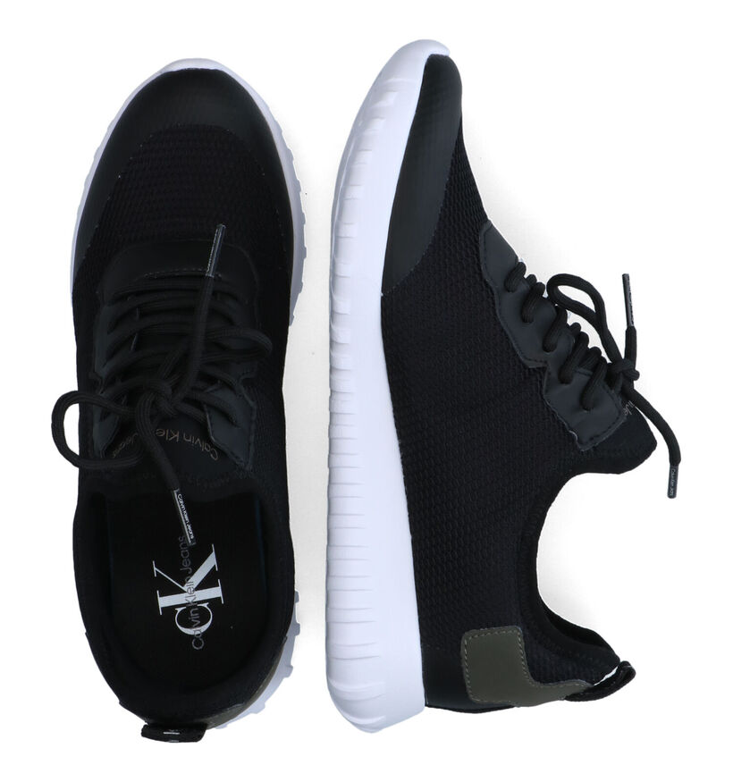 Calvin Klein Sporty Runner Baskets en Noir pour femmes (310786)