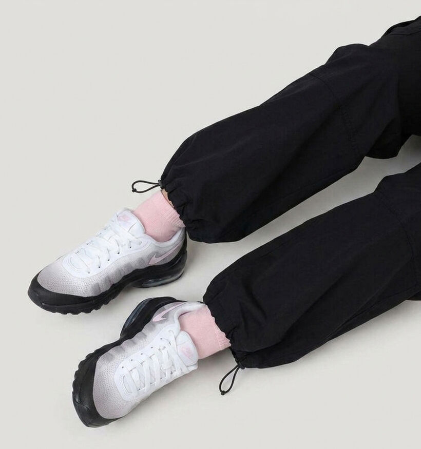 Nike Air Max Invigor Zwarte/Roze Sneakers voor dames (371968) - geschikt voor steunzolen