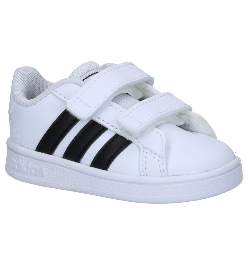 adidas Grand Court Baskets en Blanc en simili cuir (307964)