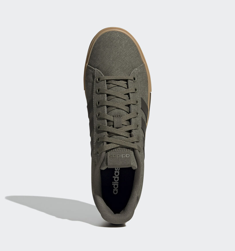 adidas Daily 4.0 Baskets en Vert Olive pour hommes, garçons (348962) - pour semelles orthopédiques