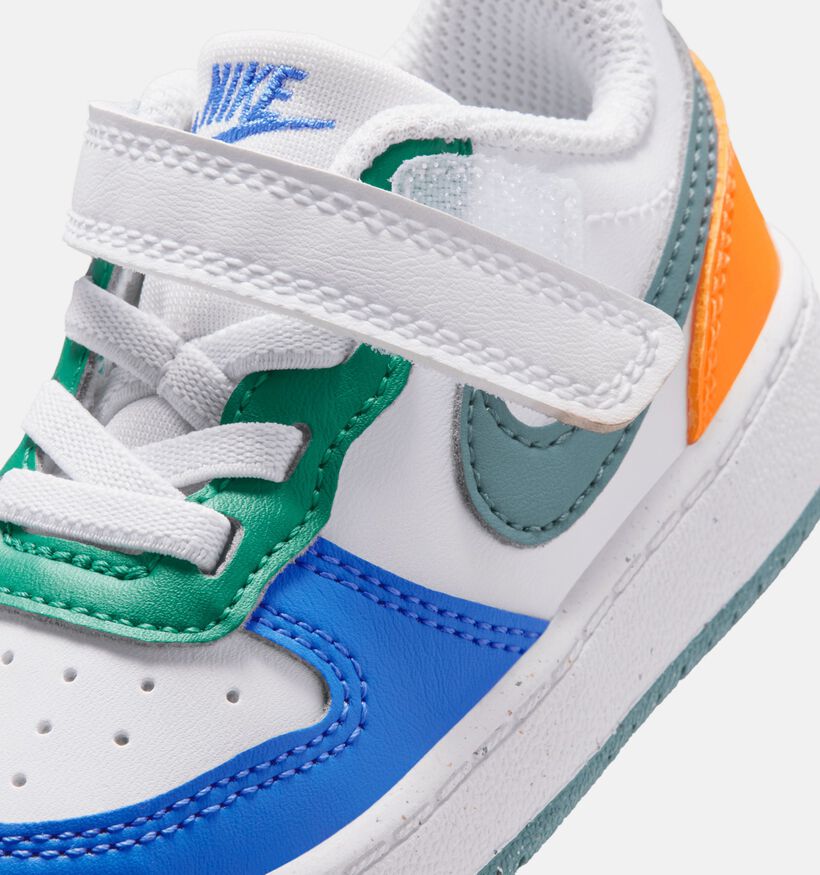 Nike Court Borough Low Baskets pour b&eacute;b&eacute; en Blanc/Color block pour gar&ccedil;ons (373425) - pour semelles orthop&eacute;diques