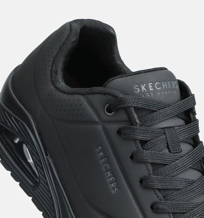 Skechers Uno Stand On Air Baskets en Noir pour hommes (366495) - pour semelles orthop&eacute;diques