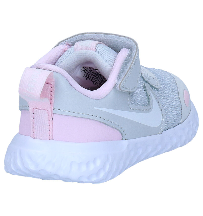 Nike Revolution Baskets en Gris en textile (291167)