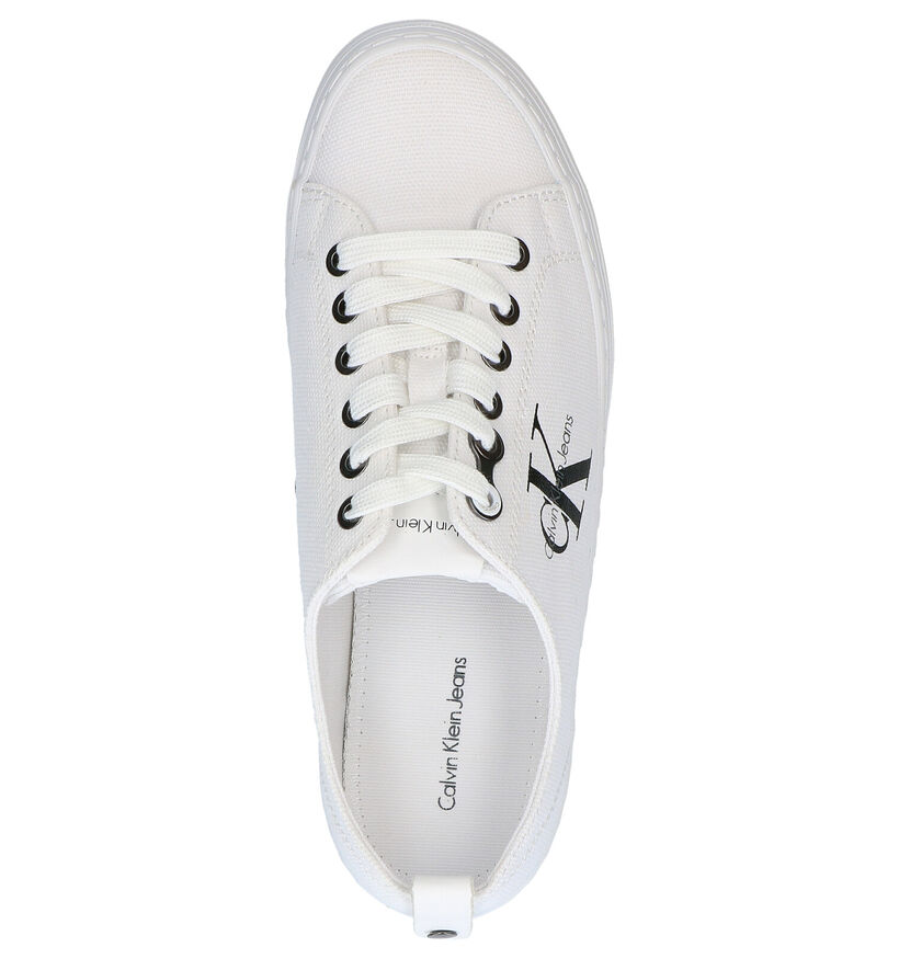 Calvin Klein Baskets basses en Blanc en textile (269191)