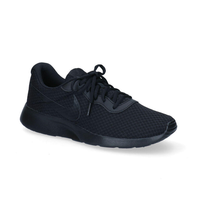 Nike Tanjun Zwarte Sneakers in stof (309098)