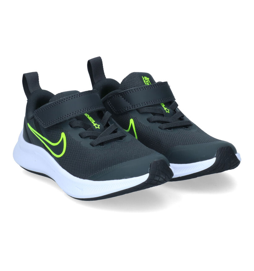 Nike Star Runner Baskets en Gris pour garçons (308977)