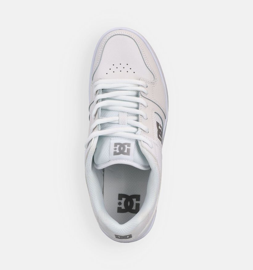 DC Shoes Manteca 4 Baskets basses en Blanc pour hommes (368741) - pour semelles orthop&eacute;diques