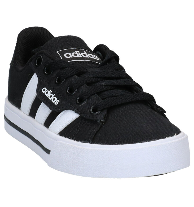 adidas Daily Baskets en Noir en textile (284603)