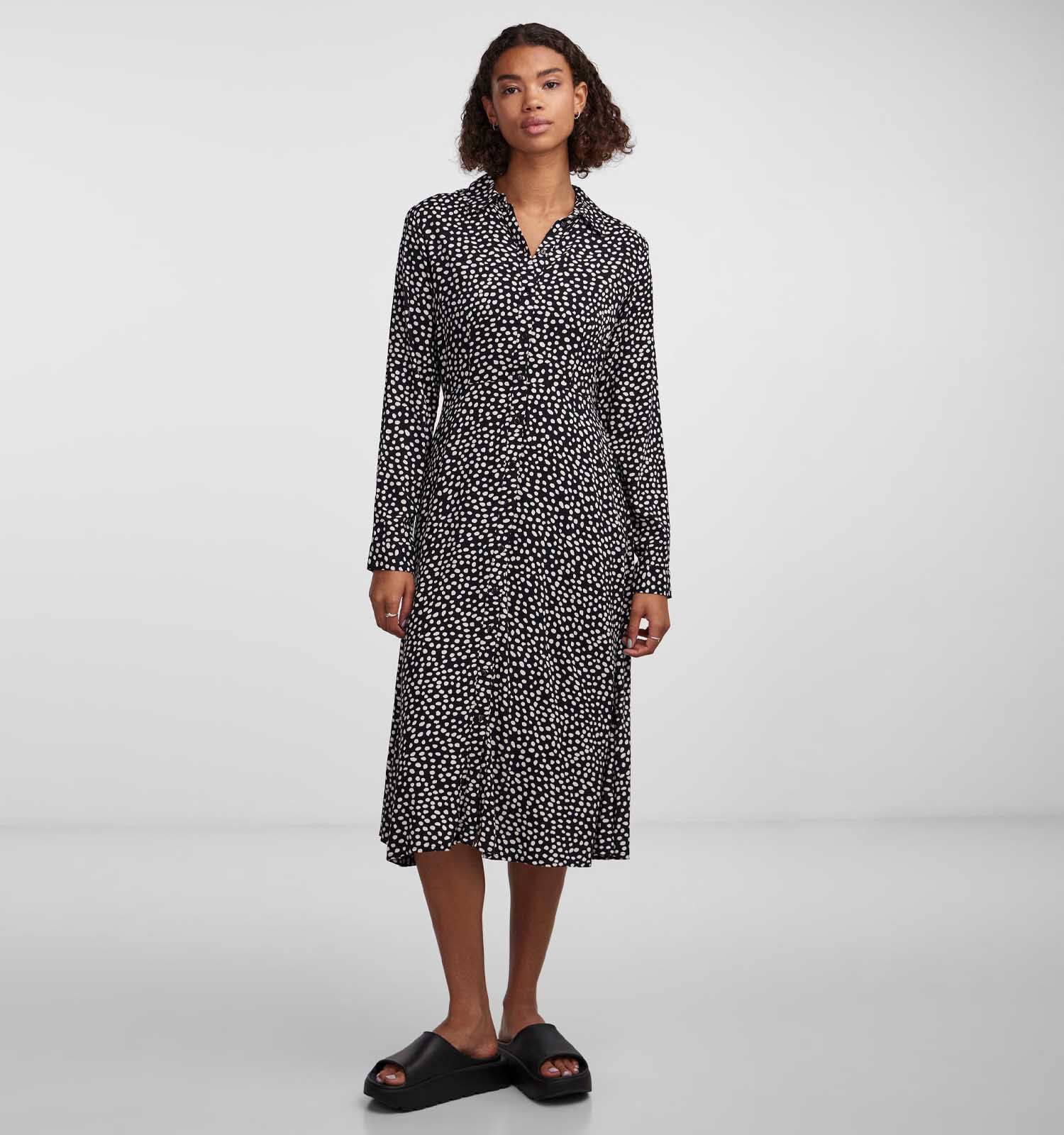 Pieces Nova Zwarte Hemdjurk Dames Kleedjes Online op TORFS.BE
