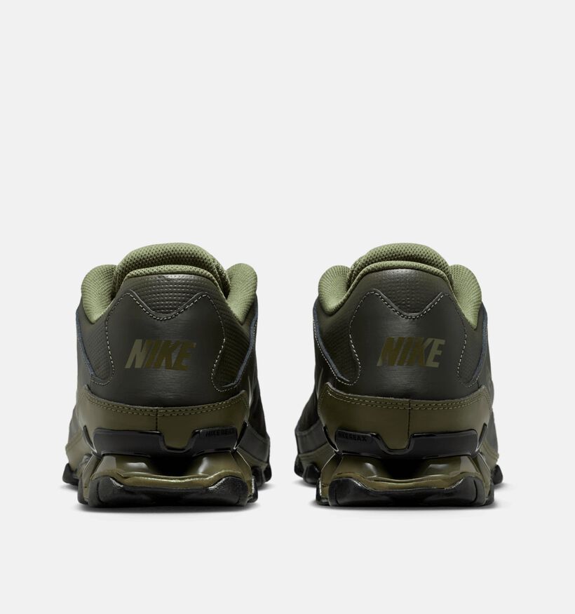 Nike Reax 8 Tr Baskets basses en Vert kaki pour hommes (369293)