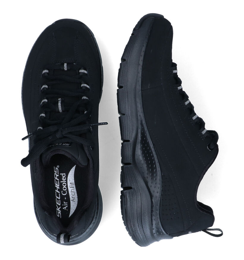 Skechers Arch Fit Baskets en Noir pour femmes (301562) - pour semelles orthopédiques