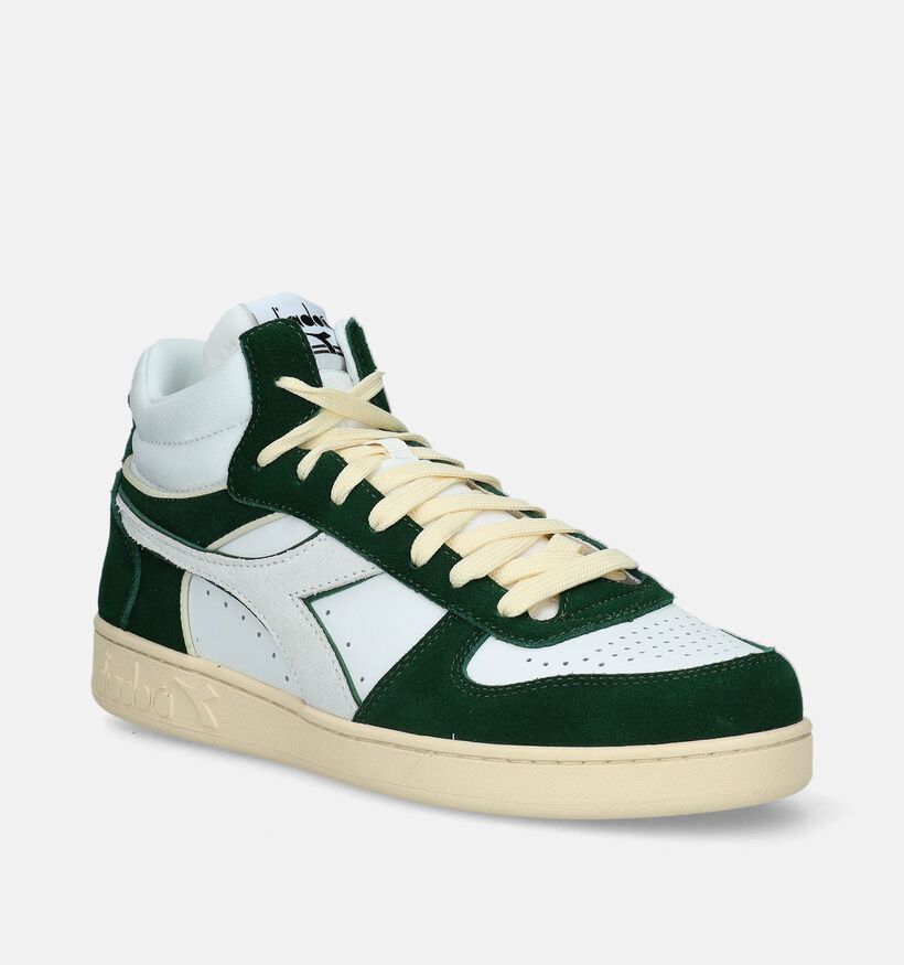 Diadora Magic Basket Demi Cut Baskets en Vert pour hommes (336075)