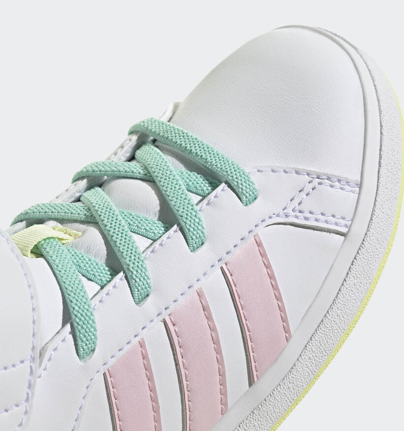 adidas Grand Court Mid K Baskets en Blanc pour filles (343271)