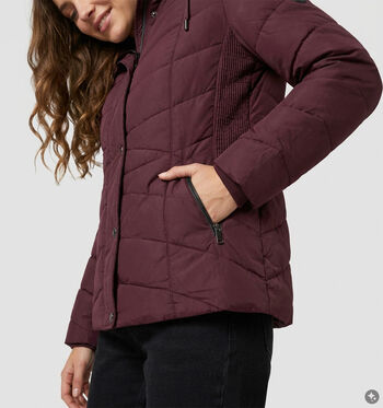 Barbara Lebek Jassen Bordeaux
