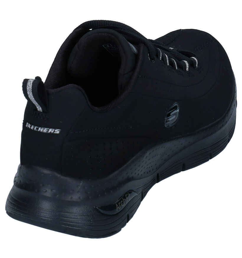 Skechers Arch Fit Zwarte Sneakers in stof (293948)