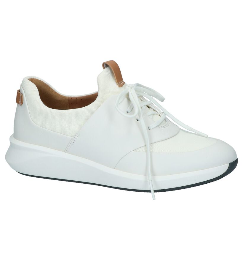 Witte Veterschoenen Unstructured by Clarks in leer (241587)