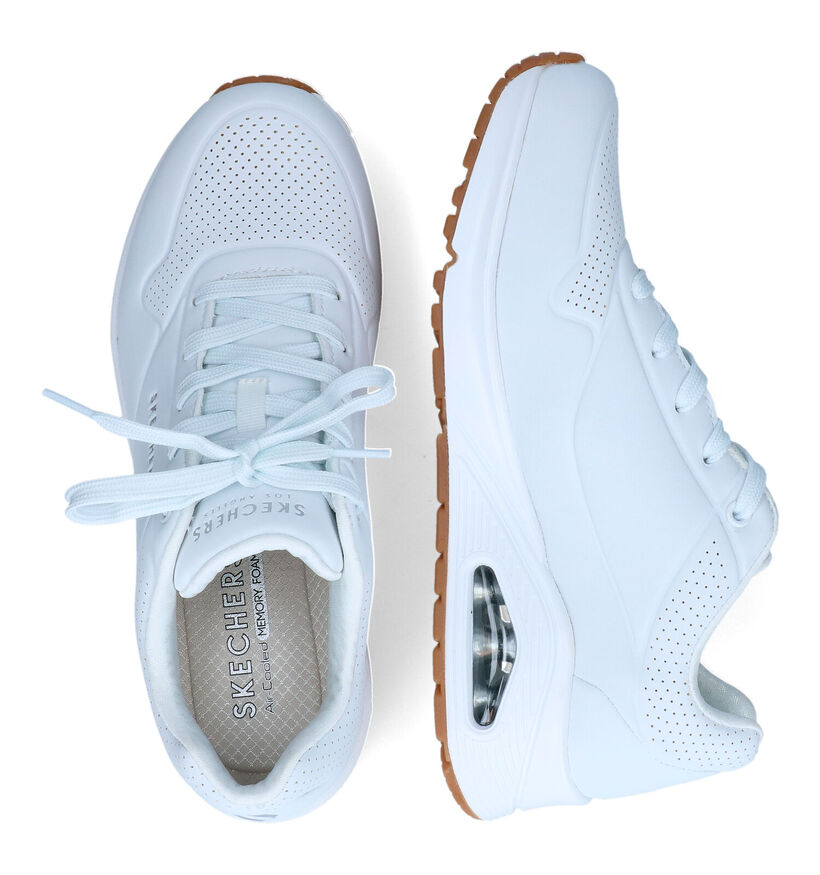 Skechers Uno Stand On Air Baskets en Noir pour femmes (350488)