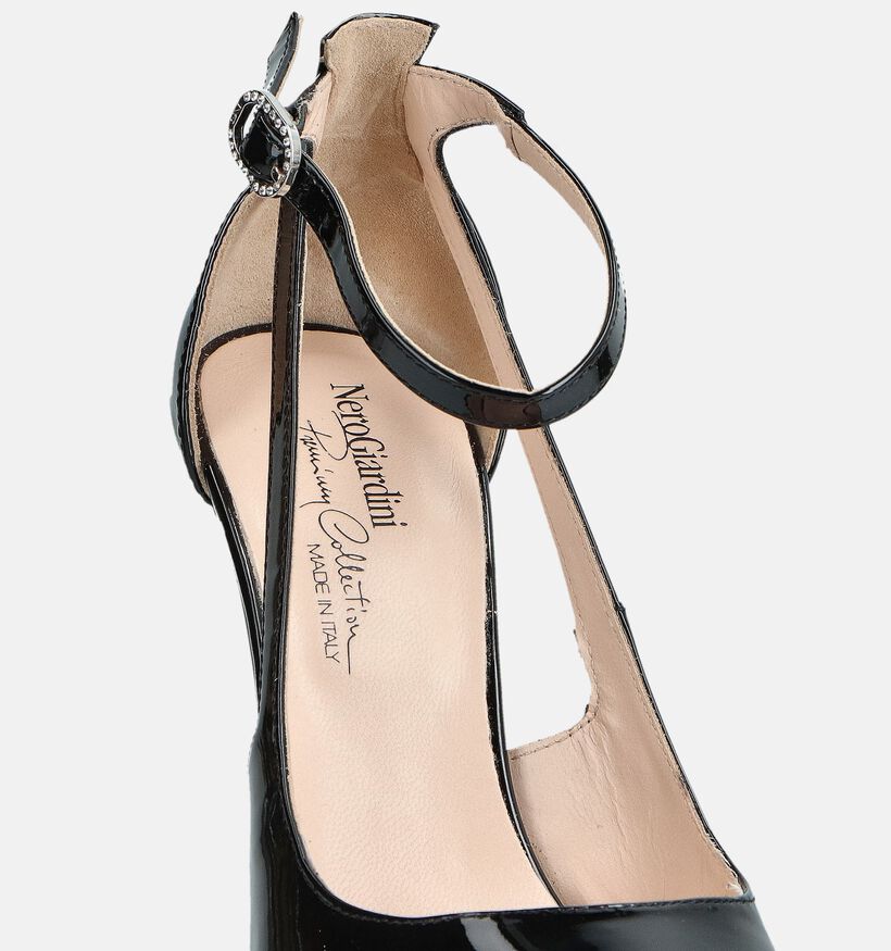 NeroGiardini Zwarte Lakpumps met Bandje voor dames (369095)