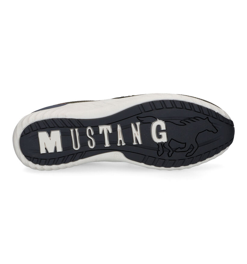 Mustang Kaki Slip-on Sneakers in stof (303650)