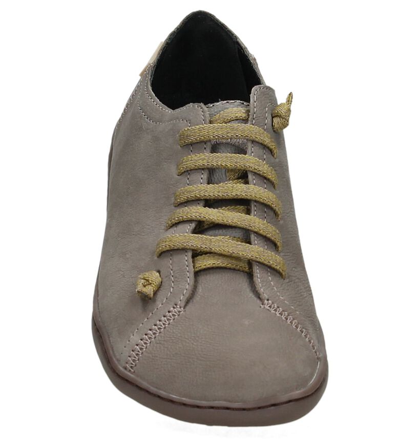 Camper Chaussures slip-on en Taupe en cuir (168848)