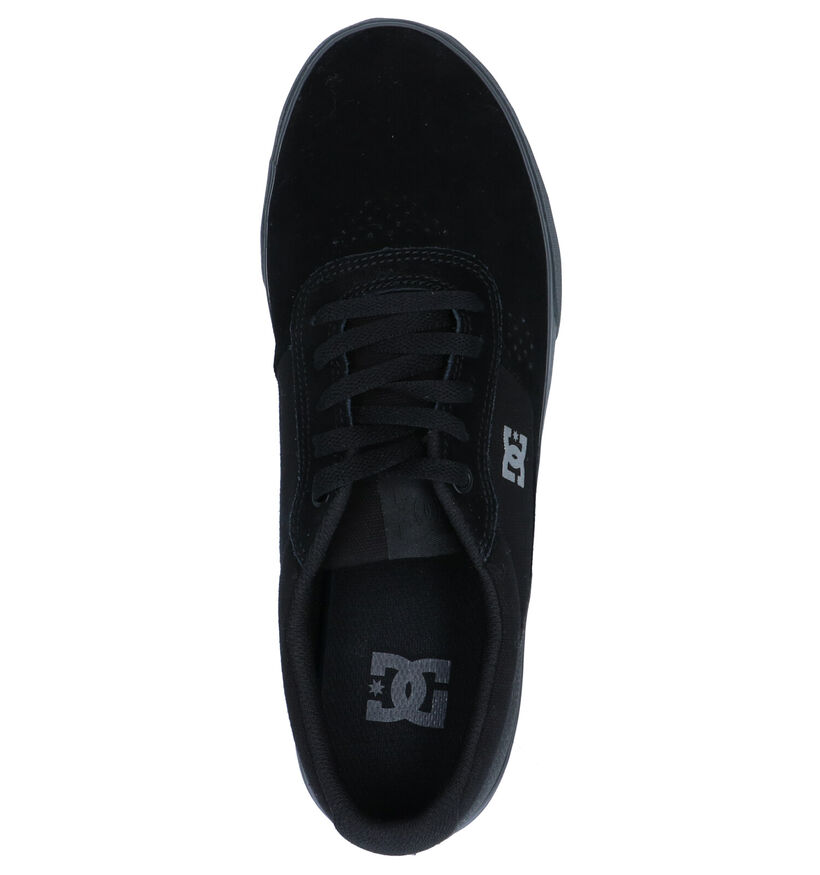 DC Shoes Switch Zwarte Skatesneakers in daim (263841)