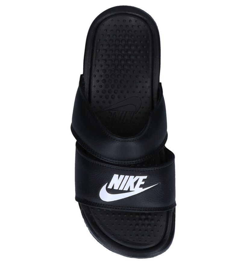 Nike Nu-pieds plates en Noir en simili cuir (238310)