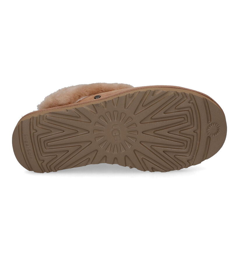 Ugg Classic Pantoufles en camel pour femmes (313748)