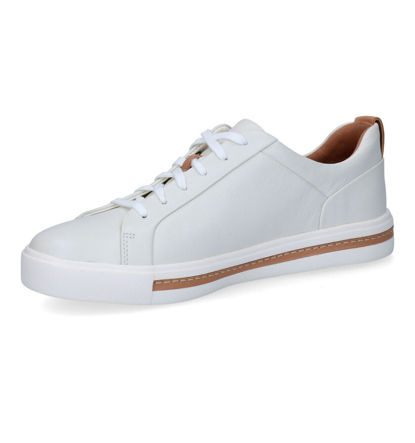 Clarks Un Maui Lace Chaussures à lacets en Blanc en cuir (304505)